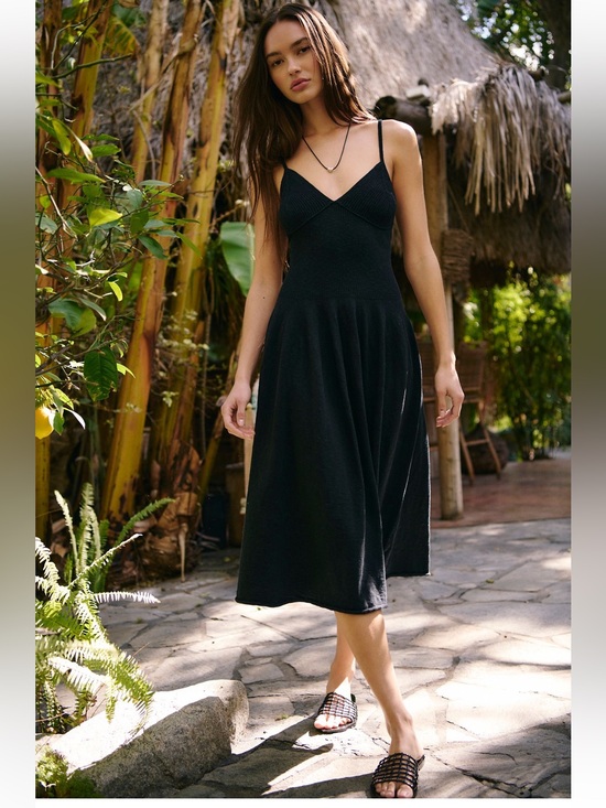 Free People Dresses & Skirts - Free People Tula Sweater Midi Dress